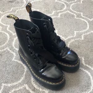 Dr. Martins - Ladies Size 7L.  Have only been worn once.  They were a gift.